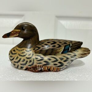 Vintage Angawa Art Studio / Hand carved and painted Duck